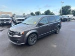 2018 Grand Caravan Thumbnail 3