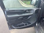 2018 Grand Caravan Thumbnail 8
