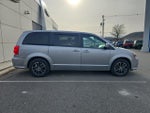 2019 Grand Caravan Thumbnail 2