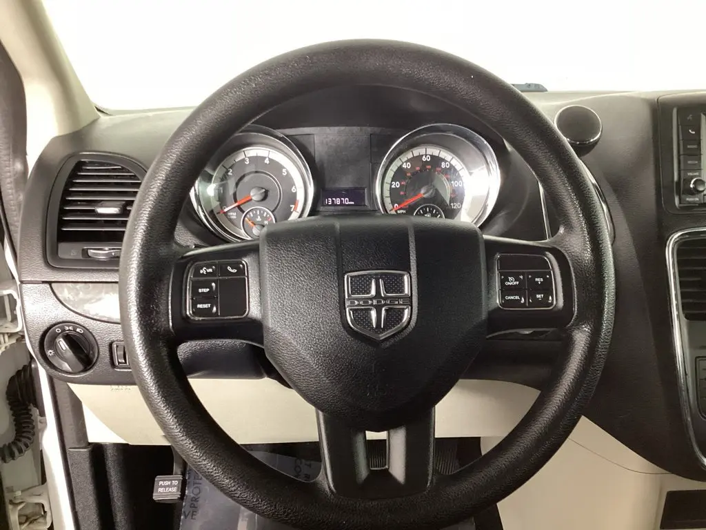 2019 Dodge Grand Caravan - $8,667
