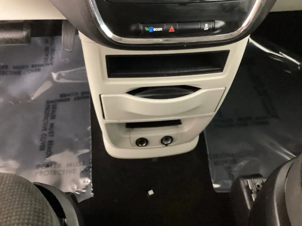 2019 Dodge Grand Caravan - $8,667
