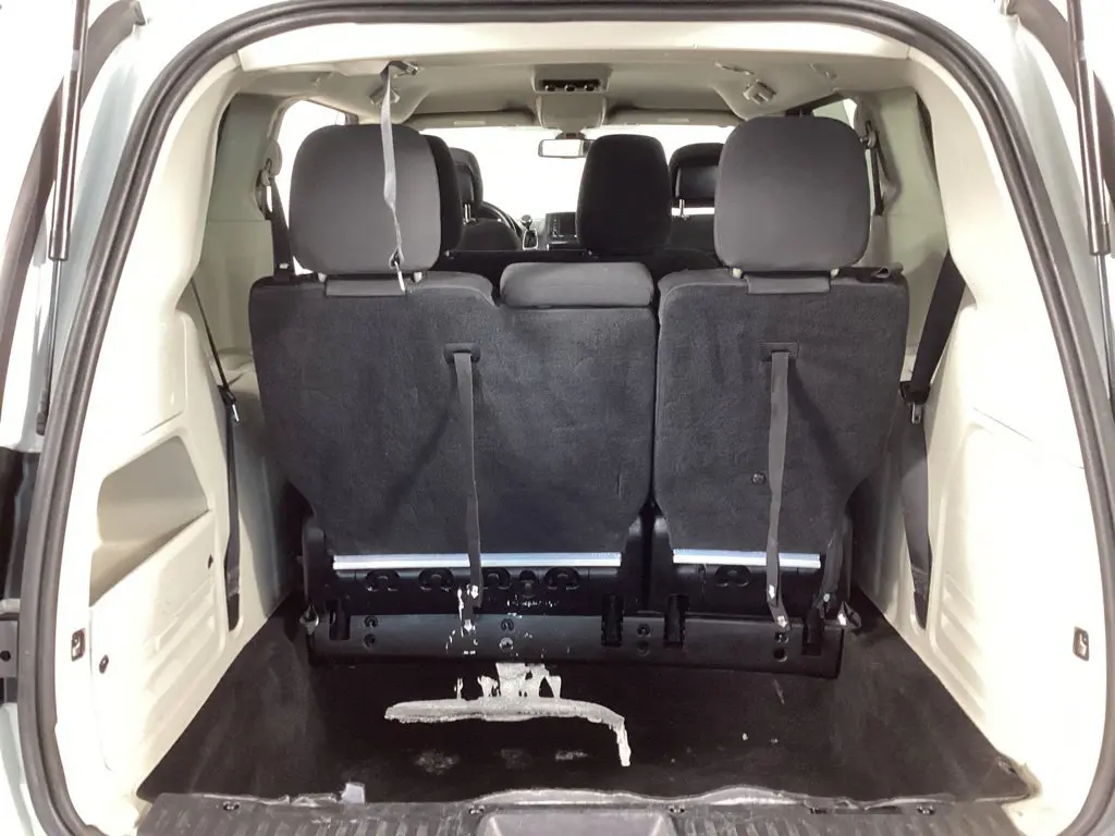 2019 Dodge Grand Caravan - $8,667