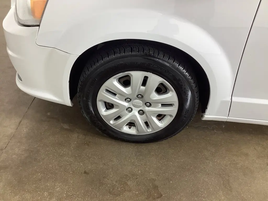 2019 Dodge Grand Caravan - $8,667