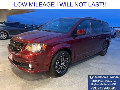 2019 Dodge Grand Caravan SE Plus 4DR Mini-Van