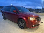 2019 Grand Caravan Thumbnail 2