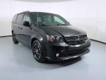 2017 Grand Caravan Thumbnail 1