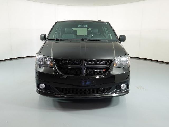 2017 Dodge Grand Caravan - $6,995