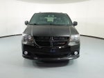 2017 Grand Caravan Thumbnail 3