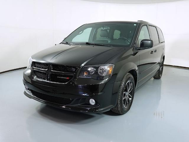 2017 Dodge Grand Caravan - $6,995