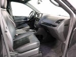 2017 Grand Caravan Thumbnail 15