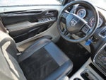 2017 Grand Caravan Thumbnail 9