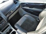 2017 Grand Caravan Thumbnail 11