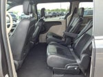2017 Grand Caravan Thumbnail 17