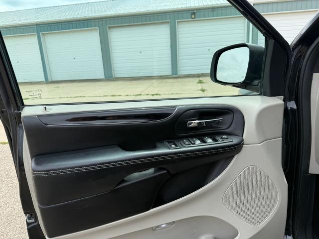 2020 Dodge Grand Caravan - $13,970