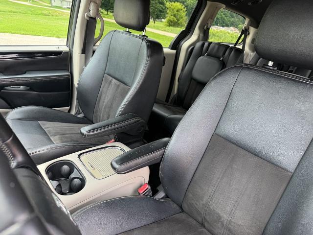 2020 Dodge Grand Caravan - $13,970