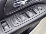 2012 Grand Caravan Thumbnail 18