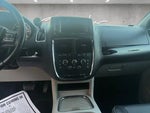 2017 Grand Caravan Thumbnail 2