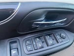 2017 Grand Caravan Thumbnail 9