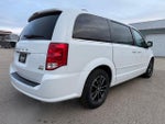 2017 Grand Caravan Thumbnail 5