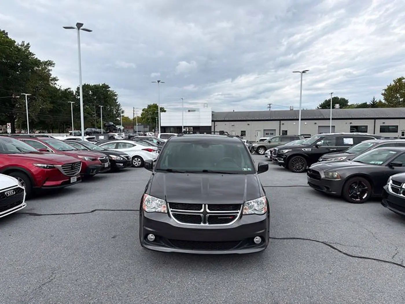 2019 Dodge Grand Caravan - $11,990