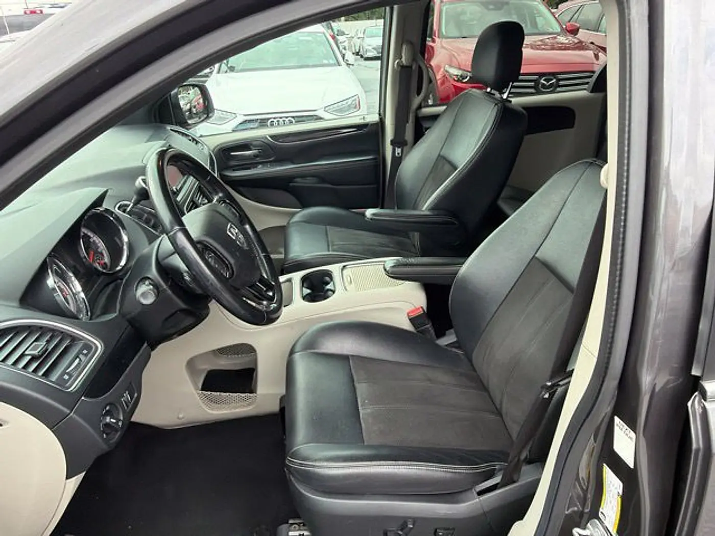 2019 Dodge Grand Caravan - $11,990