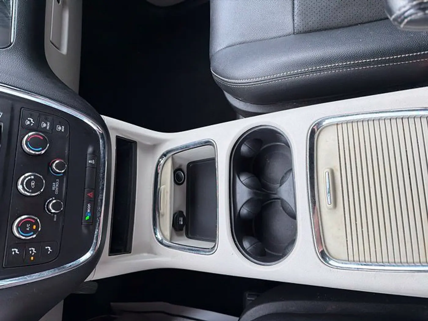 2019 Dodge Grand Caravan - $11,990