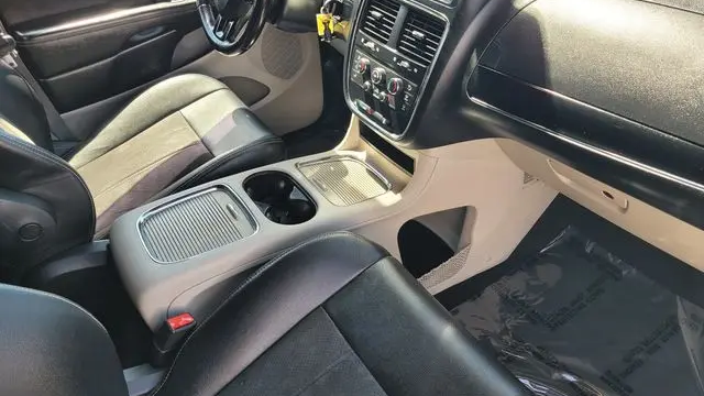 2020 Dodge Grand Caravan SXT