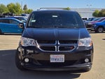 2020 Grand Caravan Thumbnail 3