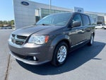 2020 Grand Caravan Thumbnail 1