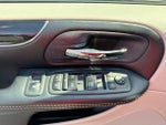 2020 Grand Caravan Thumbnail 13