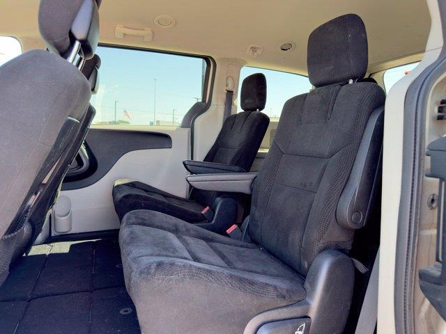 2015 Dodge Grand Caravan - $8,988
