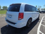 2017 Grand Caravan Thumbnail 8