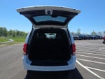 2017 Grand Caravan Thumbnail 10
