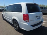 2017 Grand Caravan Thumbnail 14