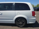2017 Grand Caravan Thumbnail 15