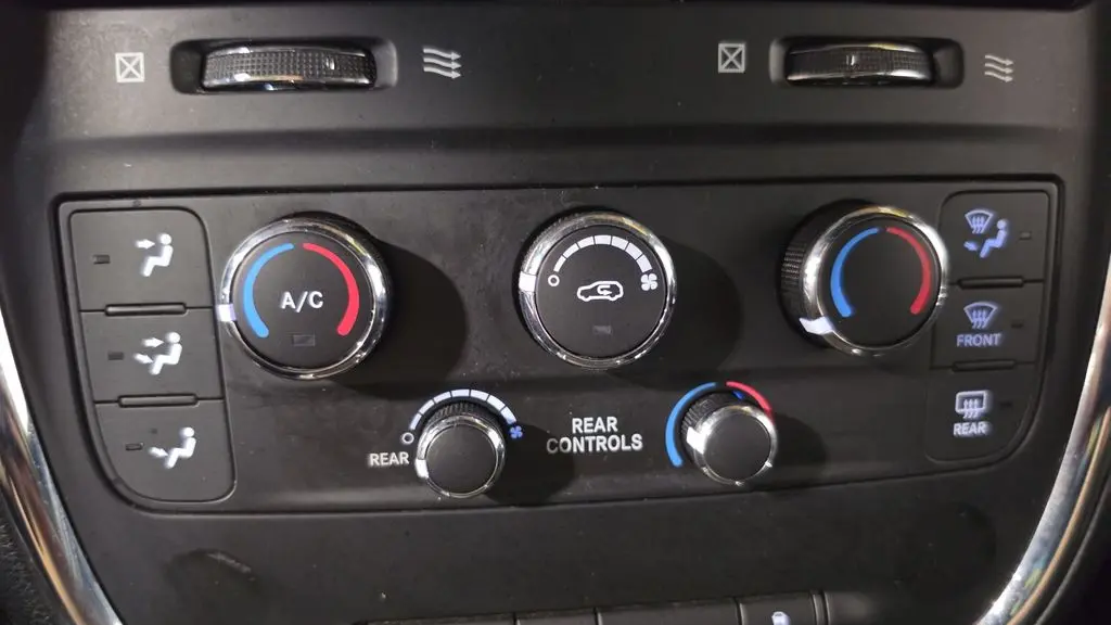 2019 Dodge Grand Caravan SXT 35th Anniversary Edition