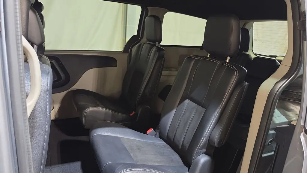 2019 Dodge Grand Caravan SXT 35th Anniversary Edition