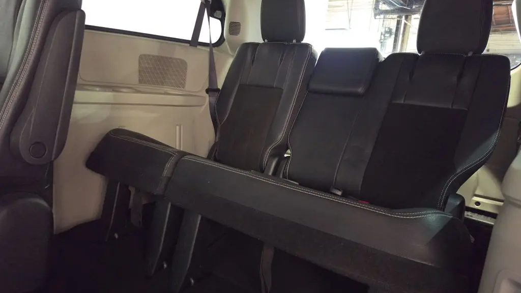 2019 Dodge Grand Caravan SXT 35th Anniversary Edition