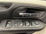 2019 Grand Caravan Thumbnail 13