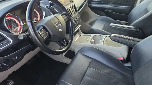 2020 Dodge Grand Caravan SXT