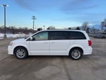2016 Grand Caravan Thumbnail 2