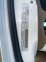 2016 Grand Caravan Thumbnail 13