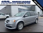 2016 Grand Caravan Thumbnail 1
