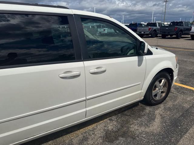 2013 Dodge Grand Caravan - $2,480