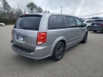 2016 Grand Caravan Thumbnail 4