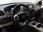 2016 Grand Caravan Thumbnail 7