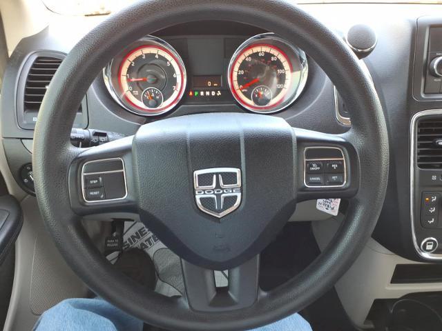 2015 Dodge Grand Caravan - $28,500