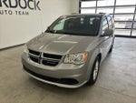2016 Grand Caravan Thumbnail 7
