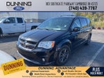 2017 Grand Caravan Thumbnail 1