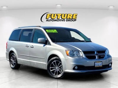2017 Dodge Grand Caravan SXT 4DR Mini-Van